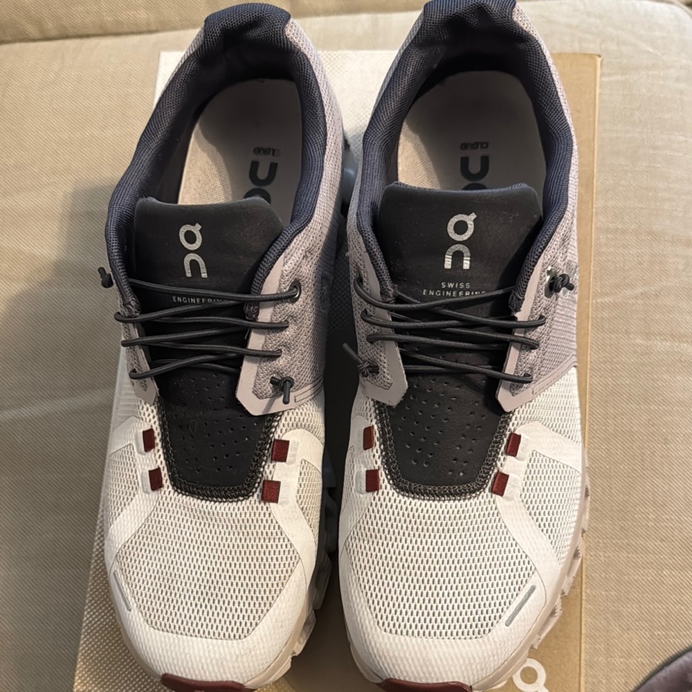 Women’s On Cloud 5 Pearl Frost Size 10